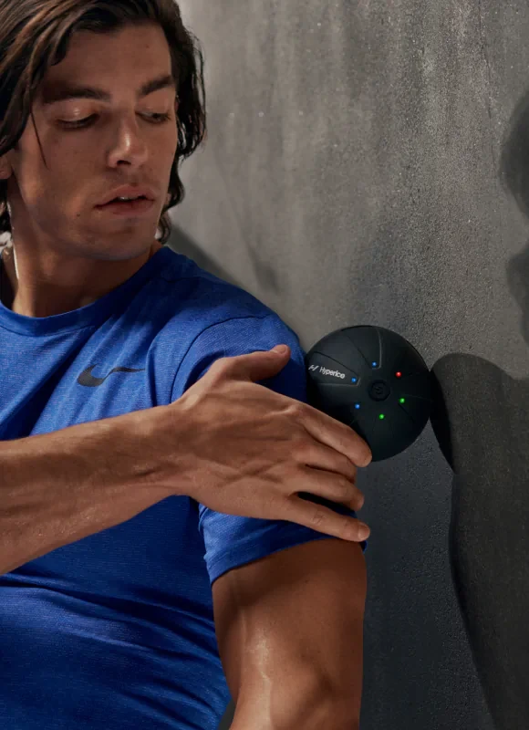 Hypersphere image showing weight shift during muscle massage.
